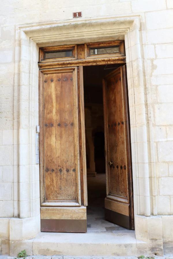 Uzes, Au Coeur Du Centre Medieval La Boussole D'Uzes, Appartement De Caractere Du XVII -Eme Siecle Eksteriør billede