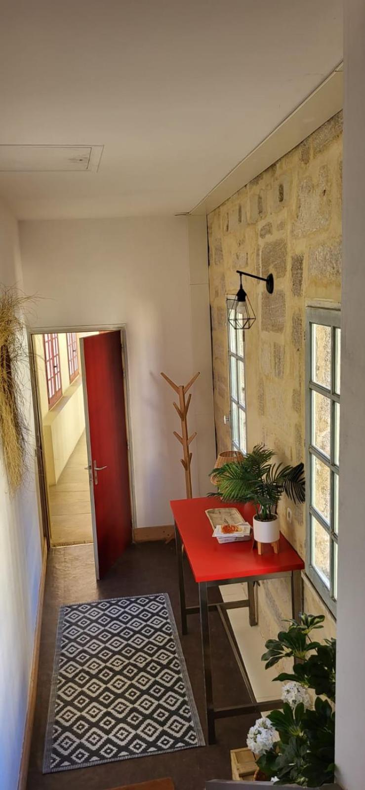 Uzes, Au Coeur Du Centre Medieval La Boussole D'Uzes, Appartement De Caractere Du XVII -Eme Siecle Eksteriør billede